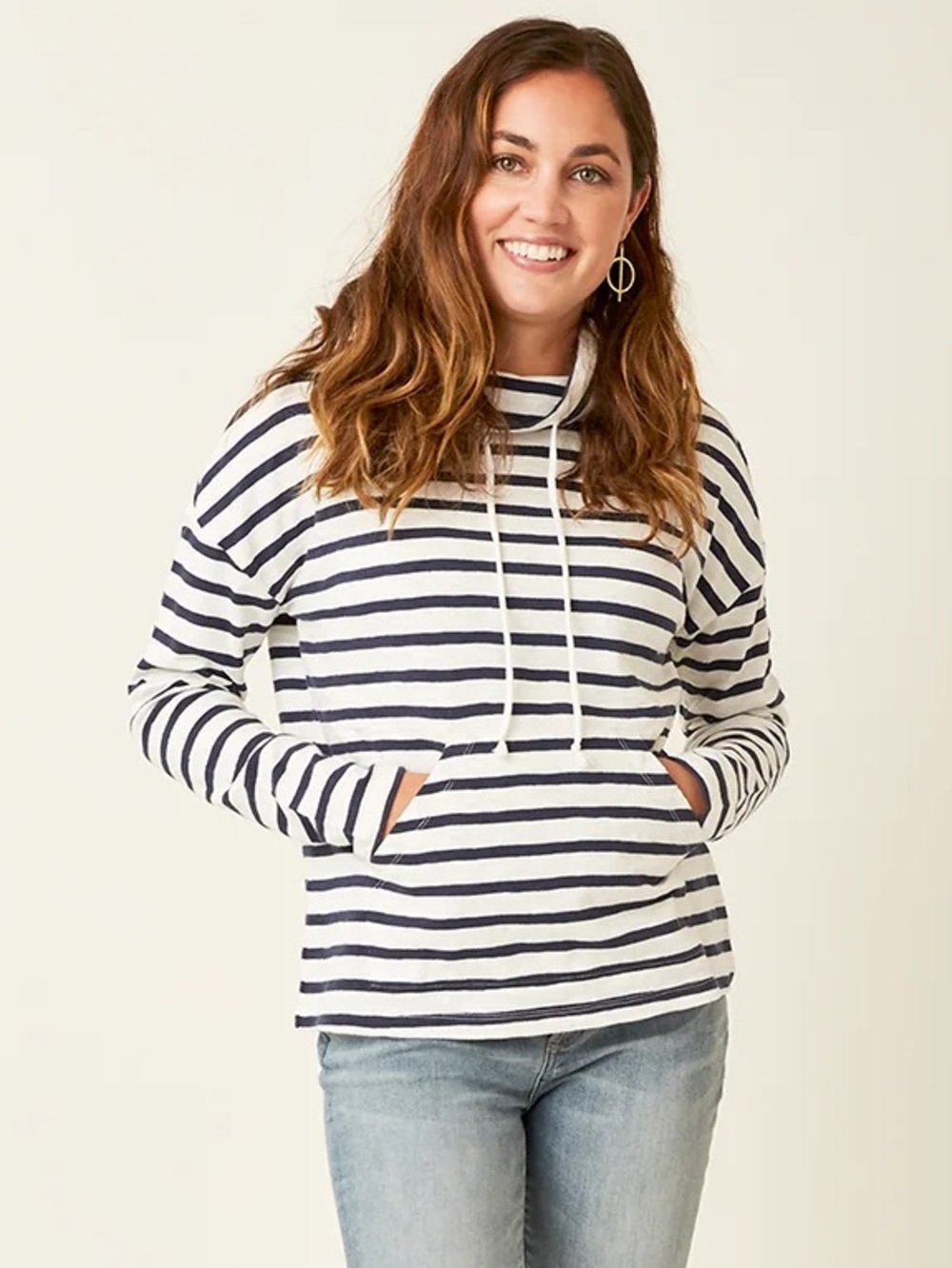 Carve Designs Bodie funnel neck nautical striped top size small